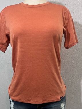 Patagonia Capilene Cool Daily Shirt
Womens Sz XS Orange Performance Run
Tee UPF